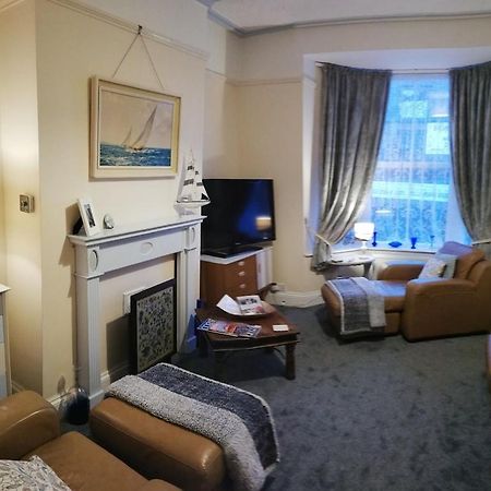 Apartament A Summer Place - Spacious Maisonette, Central Whitby, Sleeps 4, Close To Amenities Zewnętrze zdjęcie
